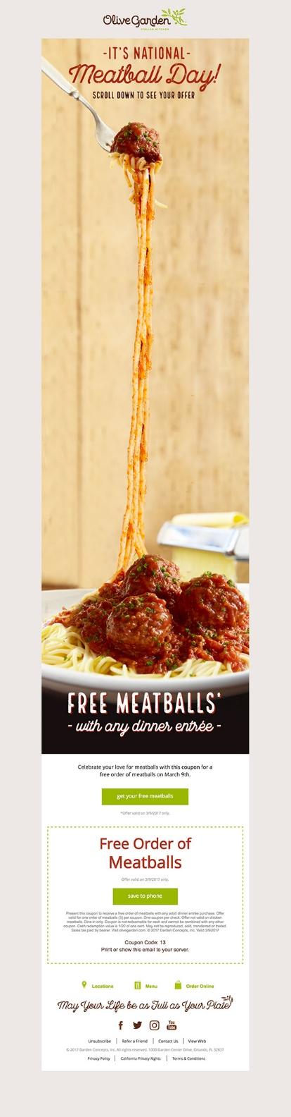 Let’s be real: It’s pretty hard to resist a fresh, steaming bowl of pasta. Olive Garden capitalizes on that with this gorgeous restaurant email design that keeps your eyes interested and fingers scrolling all the way to “Get Your Free Meatballs.”